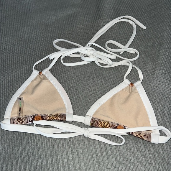 Montce Medium Swim Top - Picture 2 of 3